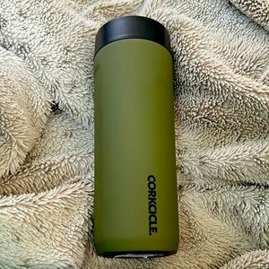 NWT Corkcicle Commuter Cup Spill-proof insulated coffee mug - 17oz (500 ml)